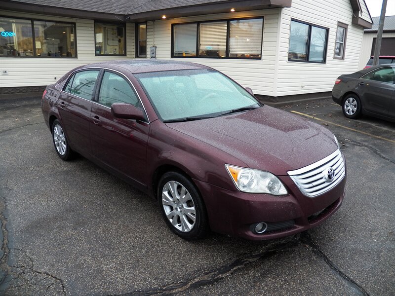 2008 Toyota Avalon XLS   - Photo 1 - Mishawaka, IN 46545
