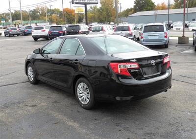 2012 Toyota Camry L   - Photo 5 - Mishawaka, IN 46545