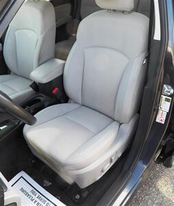 2014 Subaru Forester 2.5i Premium  AWD - Photo 12 - Mishawaka, IN 46545