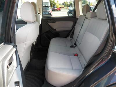 2014 Subaru Forester 2.5i Premium  AWD - Photo 14 - Mishawaka, IN 46545