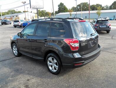 2014 Subaru Forester 2.5i Premium  AWD - Photo 5 - Mishawaka, IN 46545