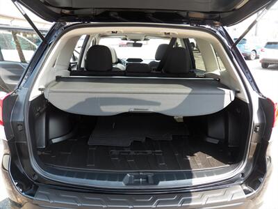 2024 Subaru Forester Premium AWD - Photo 11 - Mishawaka, IN 46545