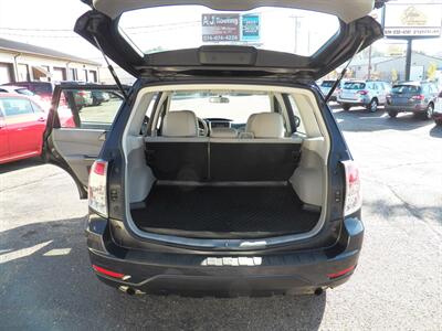 2013 Subaru Forester 2.5X  AWD - Photo 11 - Mishawaka, IN 46545
