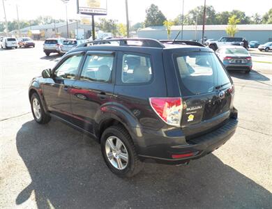 2013 Subaru Forester 2.5X  AWD - Photo 5 - Mishawaka, IN 46545
