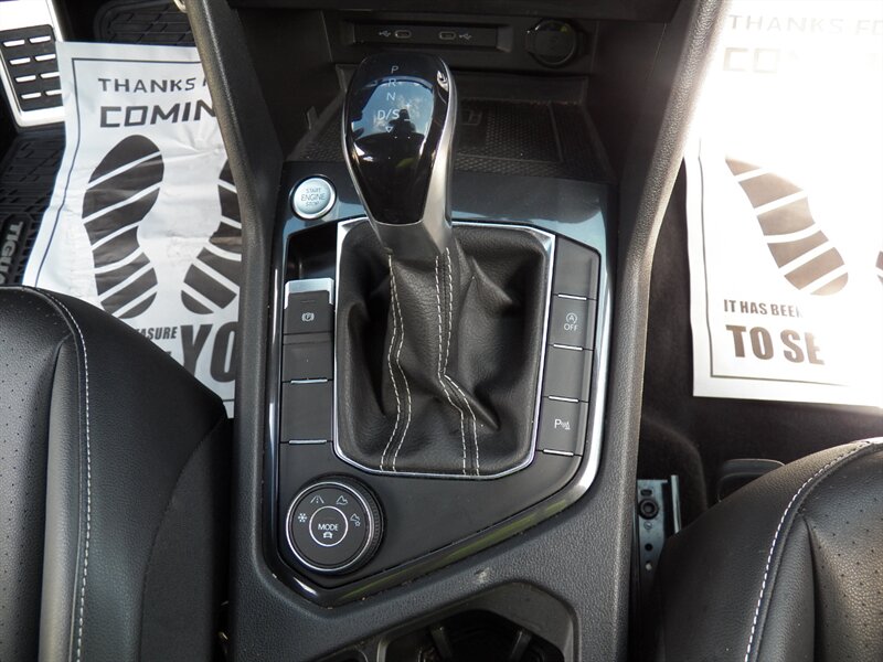 2022 Volkswagen Tiguan SE R-Line Black 4Motion AWD - Photo 18 - Mishawaka, IN 46545