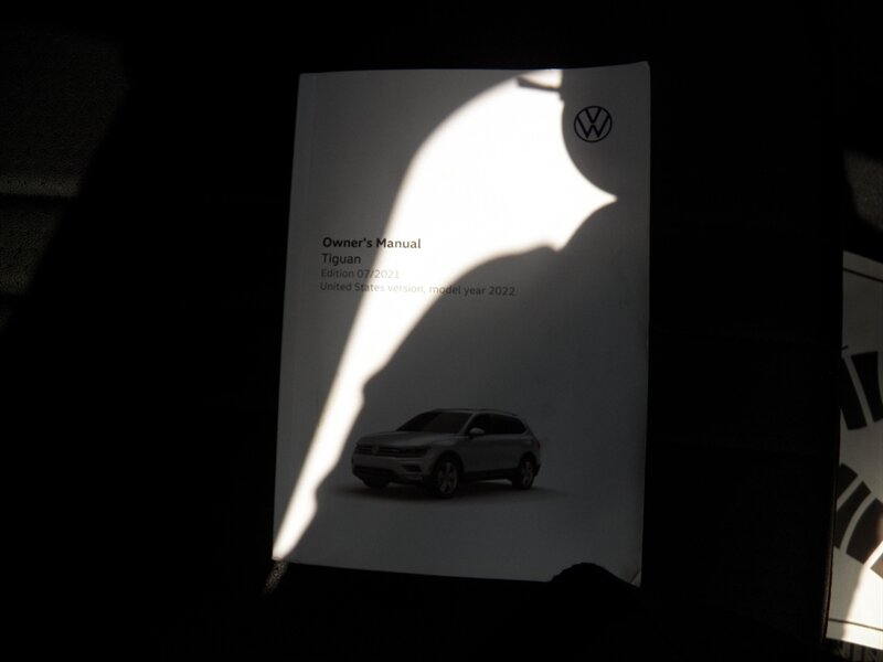 2022 Volkswagen Tiguan SE R-Line Black 4Motion AWD - Photo 19 - Mishawaka, IN 46545