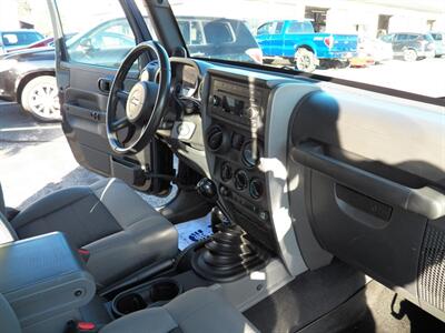 2010 Jeep Wrangler Rubicon  4x4 - Photo 15 - Mishawaka, IN 46545