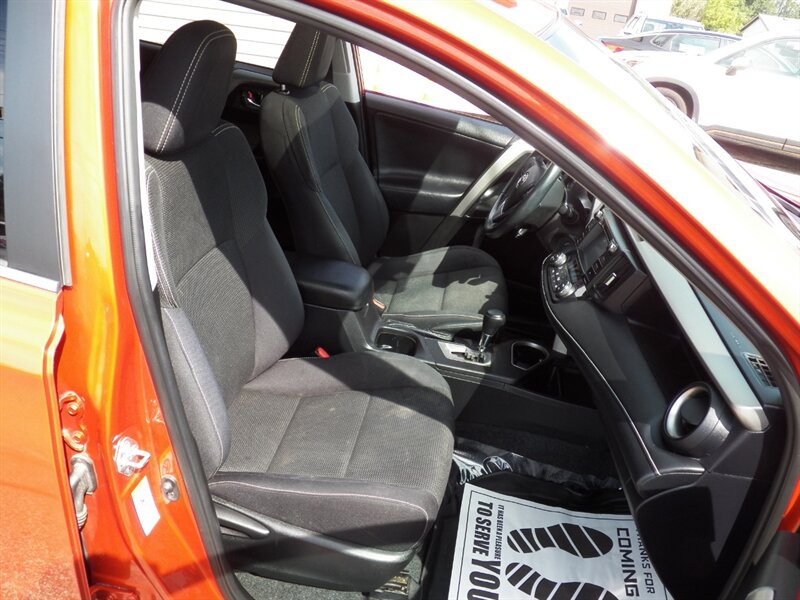 2016 Toyota RAV4 XLE AWD - Photo 15 - Mishawaka, IN 46545