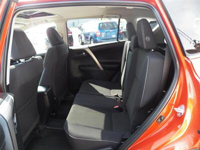 2016 Toyota RAV4 XLE AWD - Photo 8 - Mishawaka, IN 46545