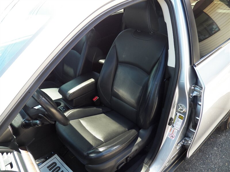 2019 Subaru Outback 2.5i Limited AWD - Photo 8 - Mishawaka, IN 46545