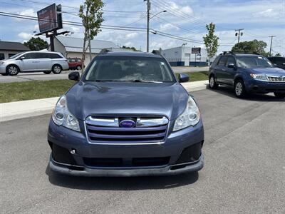 2014 Subaru Outback 2.5i Premium  AWD - Photo 2 - Mishawaka, IN 46545