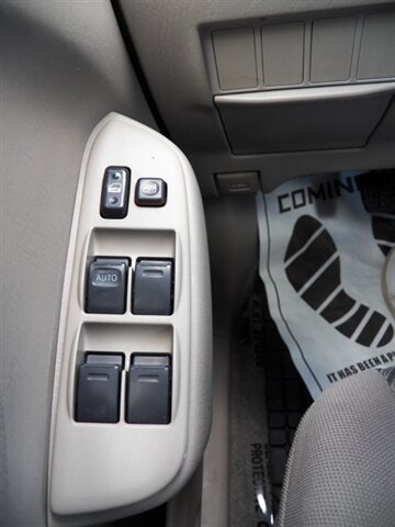 2001 Toyota RAV4 - Photo 16 - Mishawaka, IN 46545