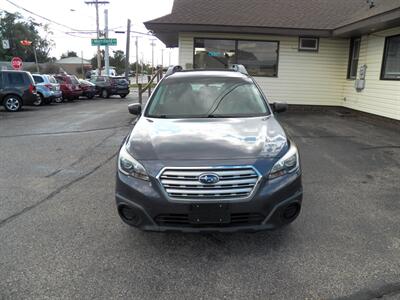 2015 Subaru Outback 2.5i  AWD - Photo 8 - Mishawaka, IN 46545