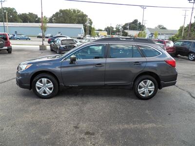 2015 Subaru Outback 2.5i  AWD - Photo 6 - Mishawaka, IN 46545