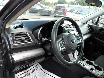 2015 Subaru Outback 2.5i  AWD - Photo 9 - Mishawaka, IN 46545