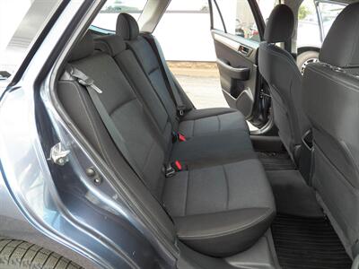 2015 Subaru Outback 2.5i  AWD - Photo 13 - Mishawaka, IN 46545