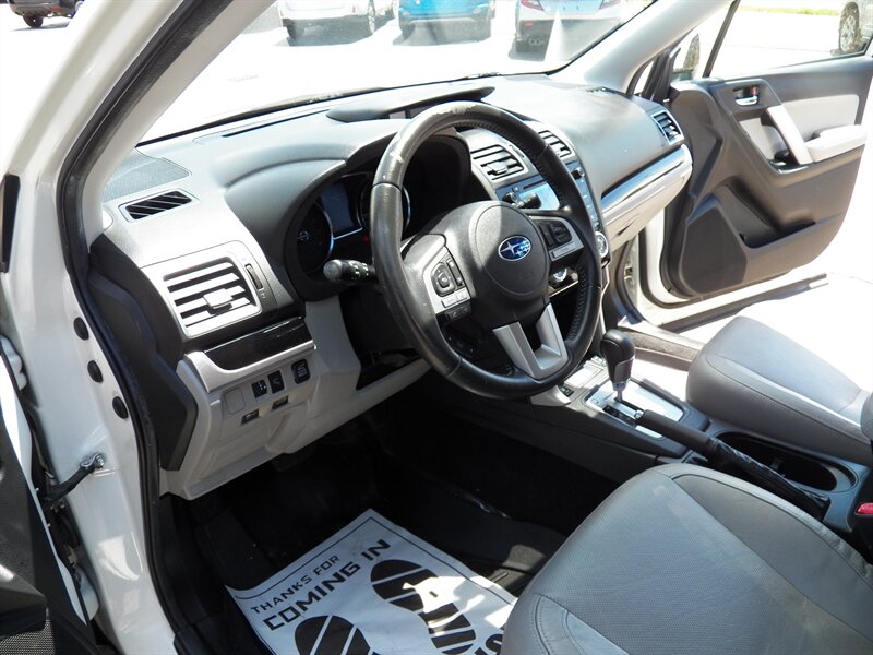 2018 Subaru Forester 2.5i Limited AWD - Photo 8 - Mishawaka, IN 46545