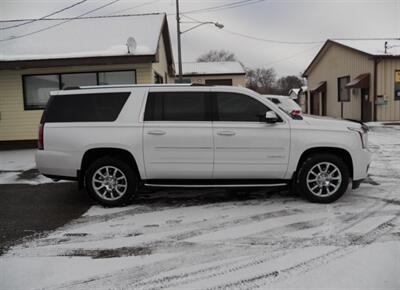 2020 GMC Yukon XL Denali 4x4 - Photo 2 - Mishawaka, IN 46545