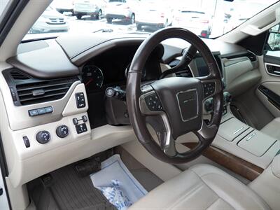 2020 GMC Yukon XL Denali 4x4 - Photo 11 - Mishawaka, IN 46545