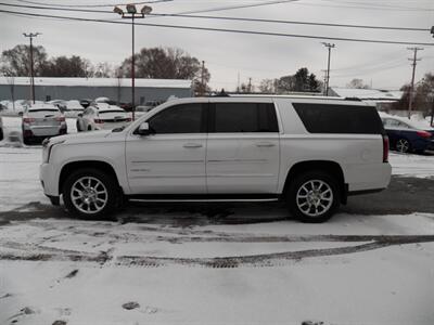 2020 GMC Yukon XL Denali 4x4 - Photo 6 - Mishawaka, IN 46545