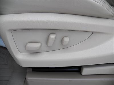 2020 GMC Yukon XL Denali 4x4 - Photo 13 - Mishawaka, IN 46545