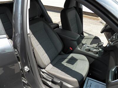 2023 Chevrolet Equinox LT  AWD - Photo 13 - Mishawaka, IN 46545
