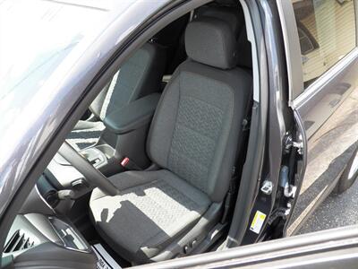 2023 Chevrolet Equinox LT  AWD - Photo 8 - Mishawaka, IN 46545
