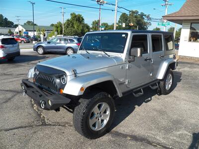2009 Jeep Wrangler Unlimited Sahara  4X4 - Photo 7 - Mishawaka, IN 46545