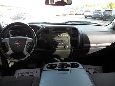 2009 GMC Sierra 1500 SLE  4x4 - Photo 15 - Mishawaka, IN 46545