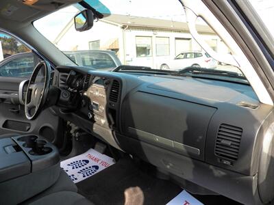 2009 GMC Sierra 1500 SLE  4x4 - Photo 14 - Mishawaka, IN 46545