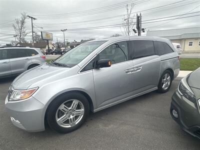 2012 Honda Odyssey Touring   - Photo 3 - Mishawaka, IN 46545