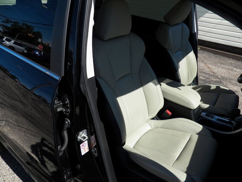 2020 Subaru Ascent Limited 7-Passenger AWD - Photo 14 - Mishawaka, IN 46545