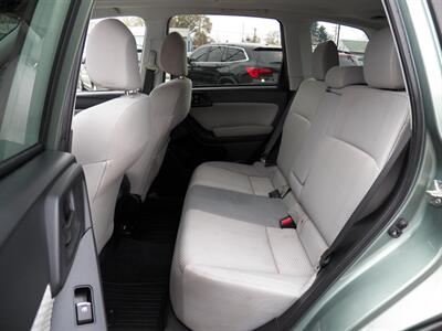 2018 Subaru Forester 2.5i Premium  AWD - Photo 13 - Mishawaka, IN 46545