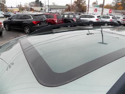 2018 Subaru Forester 2.5i Premium  AWD - Photo 9 - Mishawaka, IN 46545