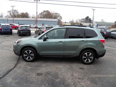 2018 Subaru Forester 2.5i Premium  AWD - Photo 6 - Mishawaka, IN 46545