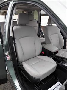 2018 Subaru Forester 2.5i Premium  AWD - Photo 16 - Mishawaka, IN 46545