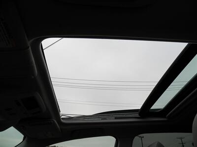 2018 Subaru Forester 2.5i Premium  AWD - Photo 10 - Mishawaka, IN 46545