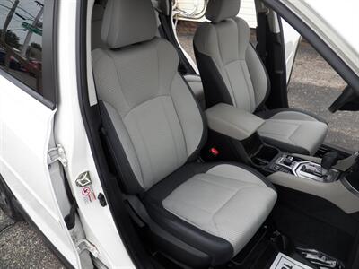 2019 Subaru Forester Premium AWD - Photo 14 - Mishawaka, IN 46545