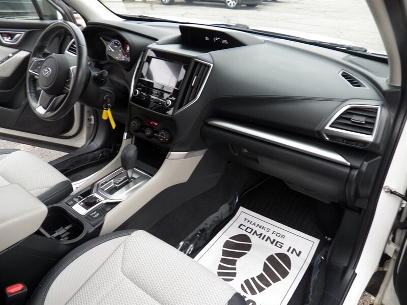 2019 Subaru Forester Premium AWD - Photo 15 - Mishawaka, IN 46545