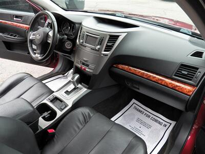 2012 Subaru Legacy 2.5i Limited  AWD - Photo 11 - Mishawaka, IN 46545