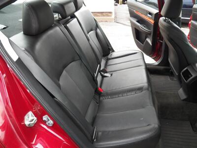 2012 Subaru Legacy 2.5i Limited  AWD - Photo 9 - Mishawaka, IN 46545
