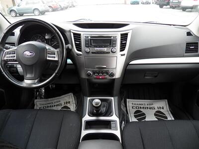 2012 Subaru Outback 2.5i Premium AWD - Photo 13 - Mishawaka, IN 46545