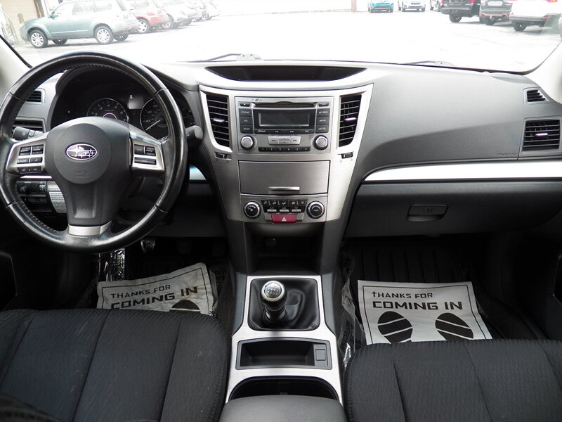 2012 Subaru Outback 2.5i Premium AWD - Photo 13 - Mishawaka, IN 46545