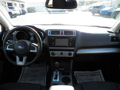 2015 Subaru Outback 2.5i  AWD - Photo 16 - Mishawaka, IN 46545