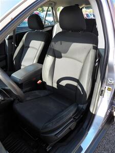 2015 Subaru Outback 2.5i  AWD - Photo 10 - Mishawaka, IN 46545