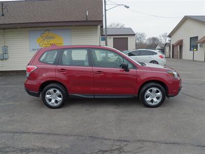 2017 Subaru Forester 2.5i  AWD - Photo 3 - Mishawaka, IN 46545