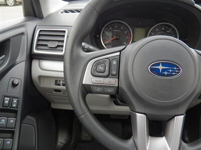 2017 Subaru Forester 2.5i  AWD - Photo 25 - Mishawaka, IN 46545