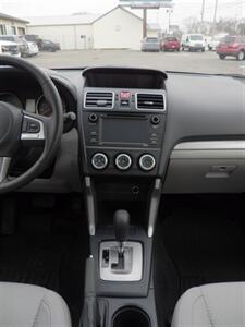 2017 Subaru Forester 2.5i  AWD - Photo 17 - Mishawaka, IN 46545