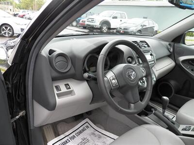 2012 Toyota RAV4 V6 Limited  AWD - Photo 11 - Mishawaka, IN 46545