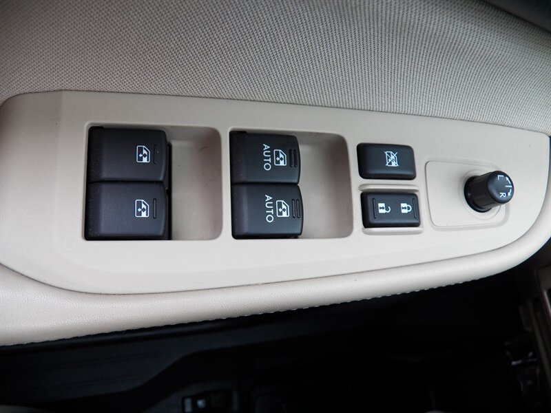 2018 Subaru Outback 2.5i Premium AWD - Photo 19 - Mishawaka, IN 46545